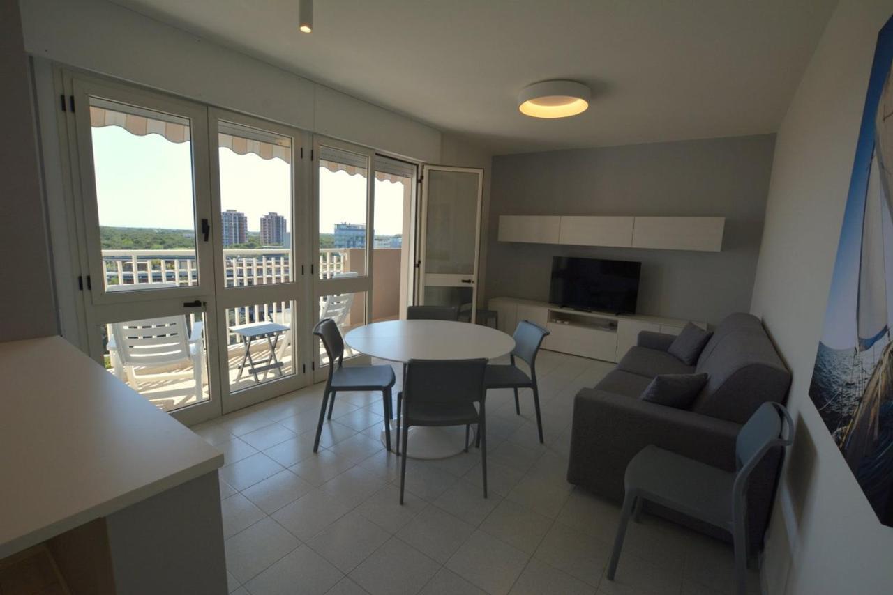 Apartmán Lignano Pineta With Sea View Lignano Sabbiadoro Exteriér fotografie