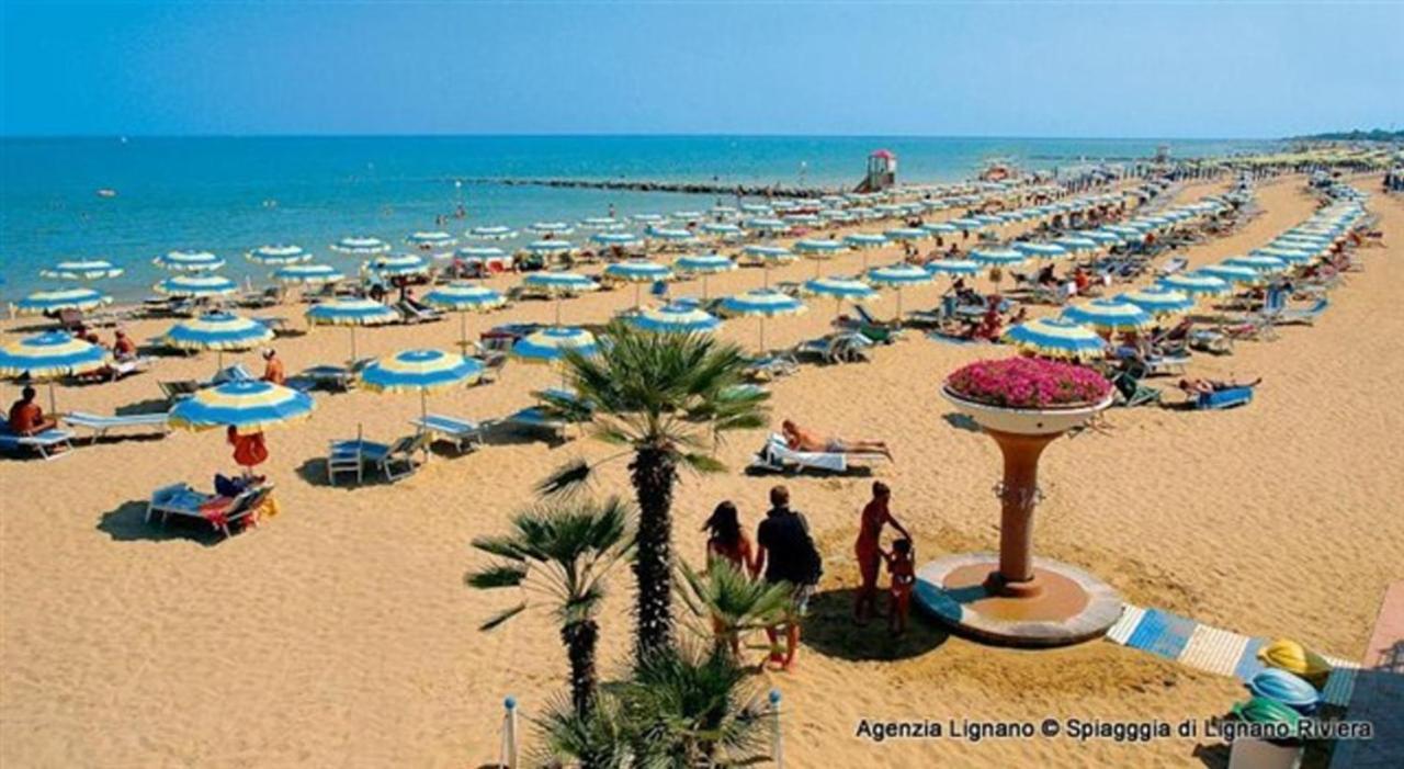 Apartmán Lignano Pineta With Sea View Lignano Sabbiadoro Exteriér fotografie